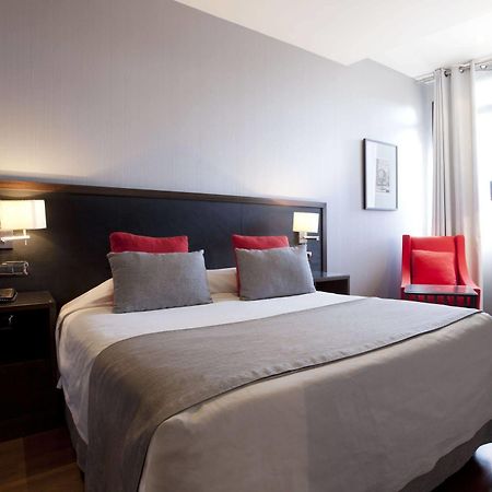 Suites Center Барселона Экстерьер фото