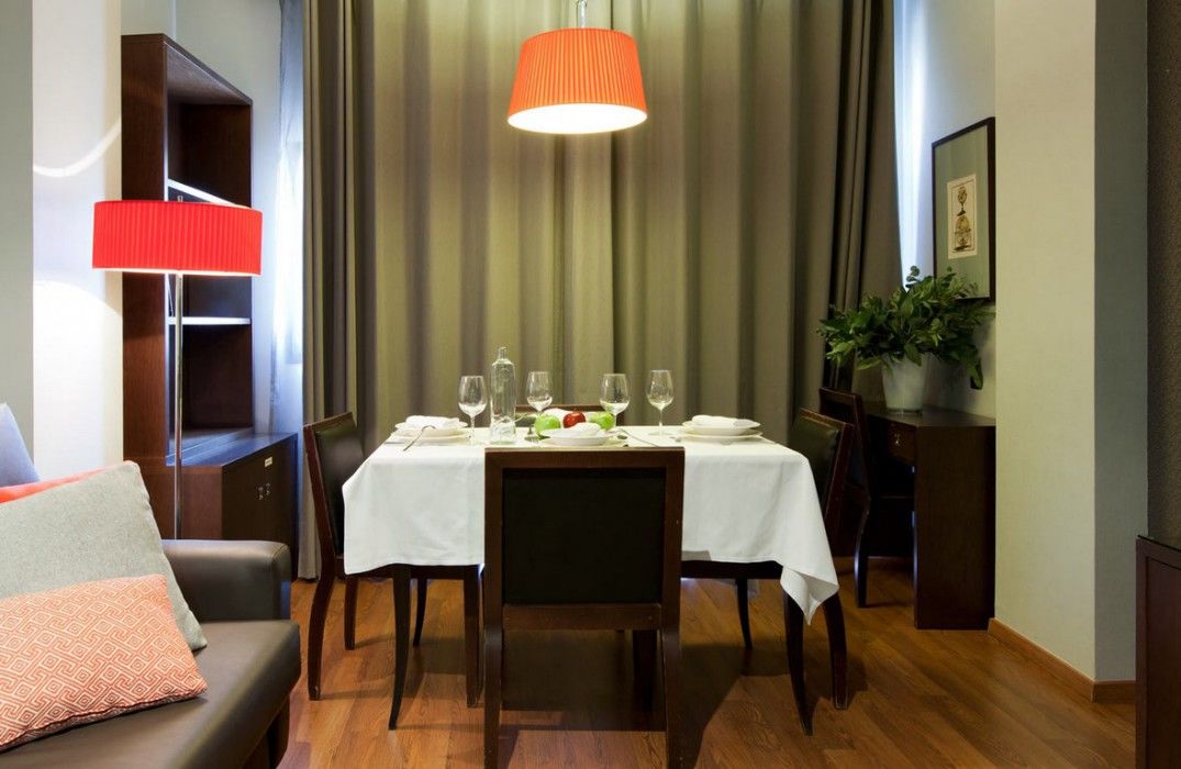 Suites Center Барселона Экстерьер фото