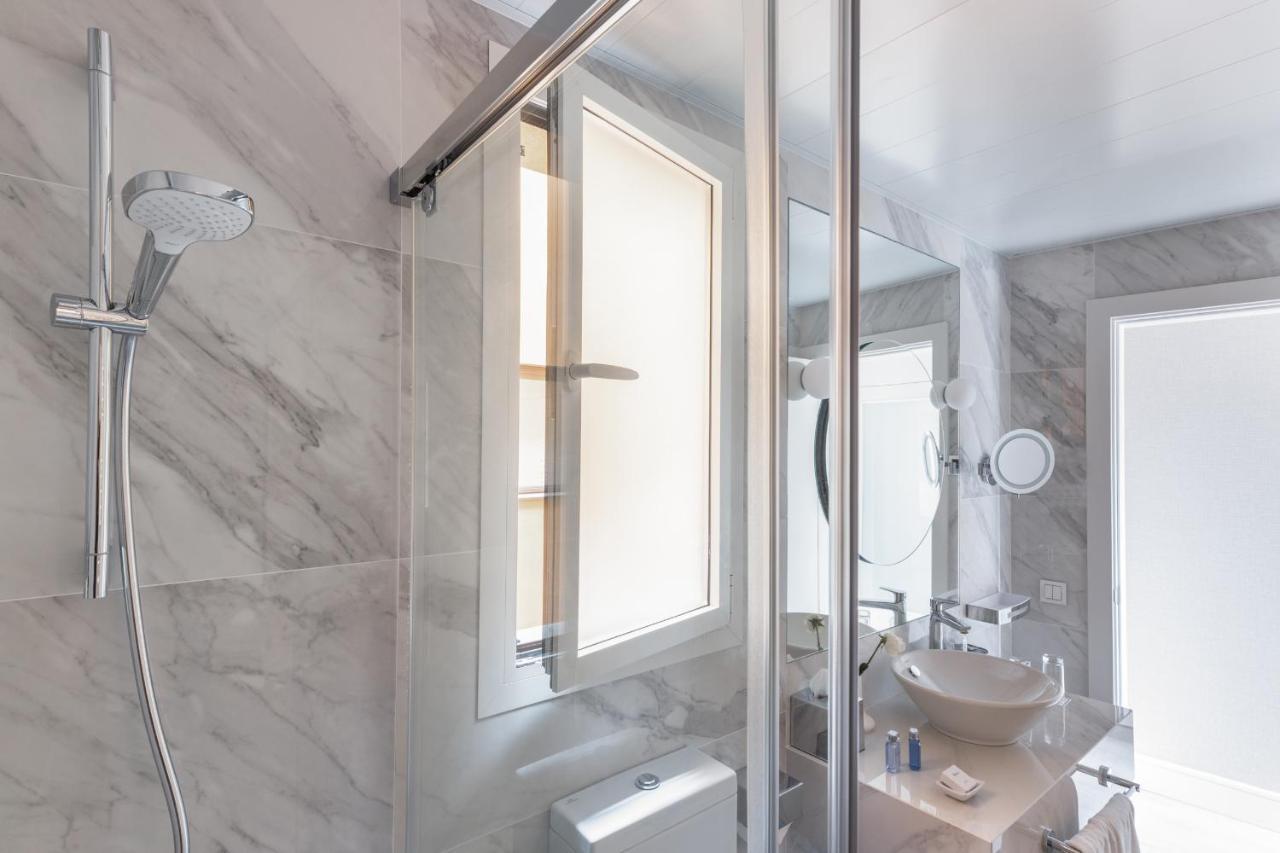 Suites Center Барселона Экстерьер фото